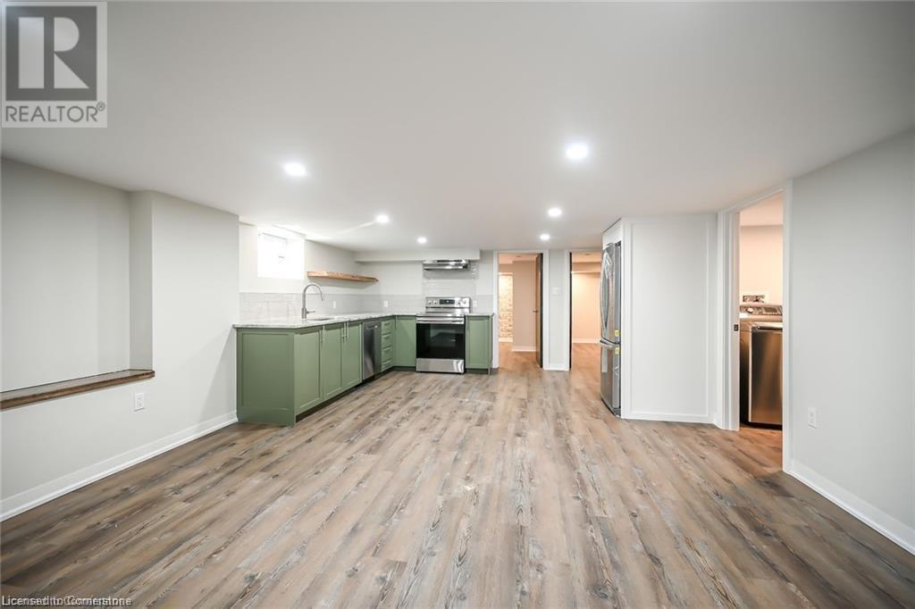 Photo 4 of 43 Mahony Avenue Unit 2, Hamilton ON