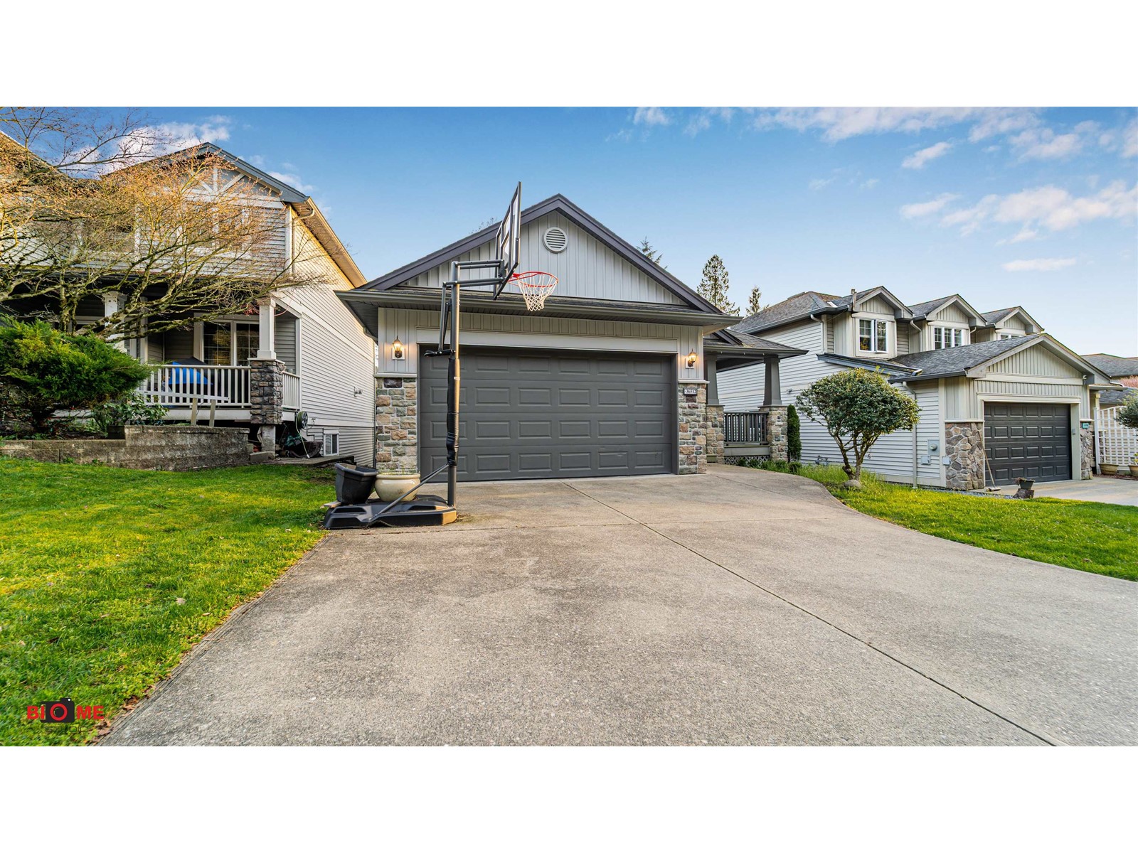 Photo 3 of 36512 E Auguston Parkway, Abbotsford BC