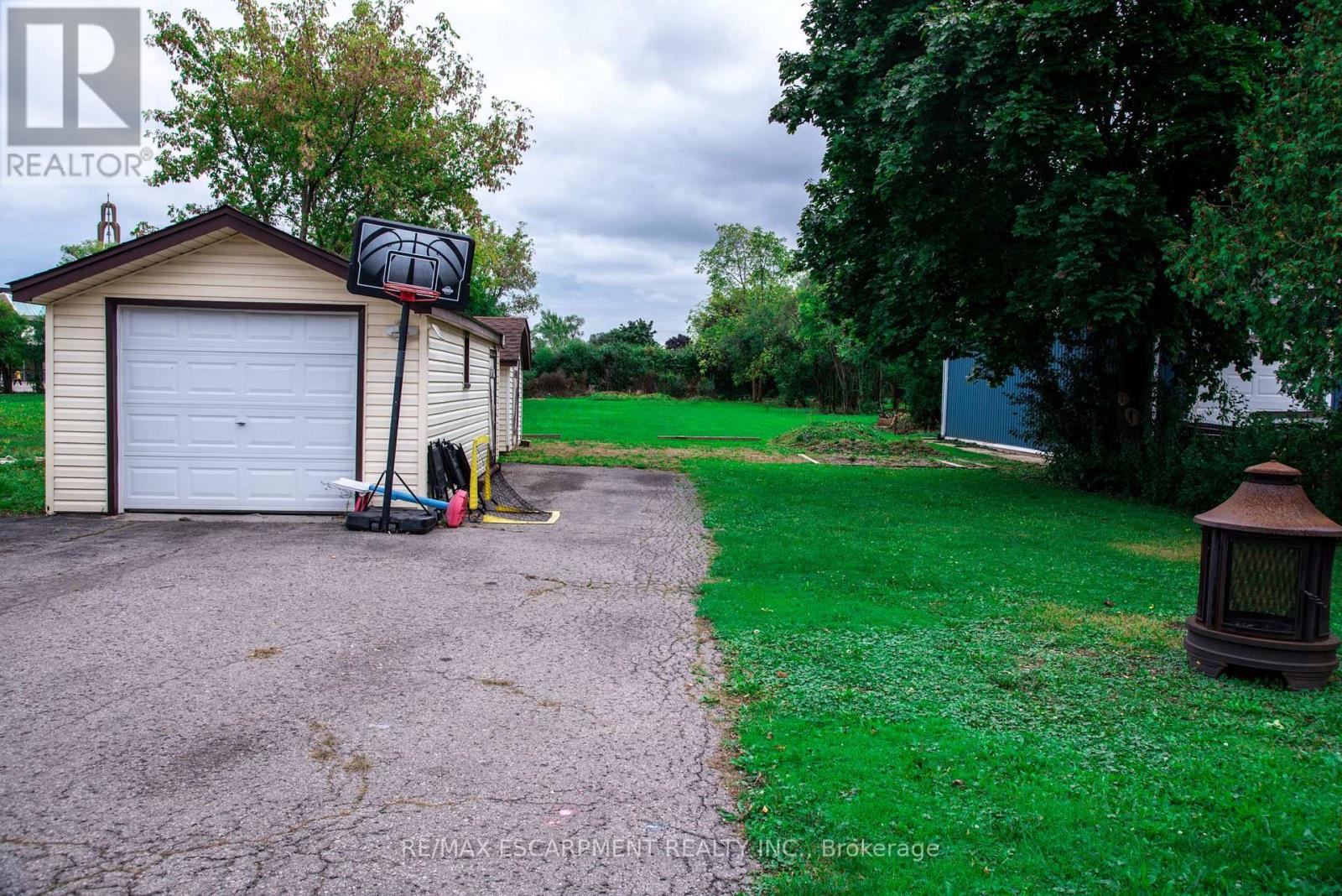 144 GREEN ROAD - 5