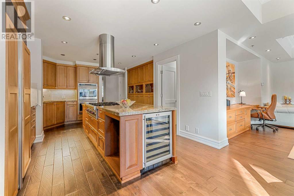Single Family House for Sale in   Princeton Way SW Eau Claire Calgary 