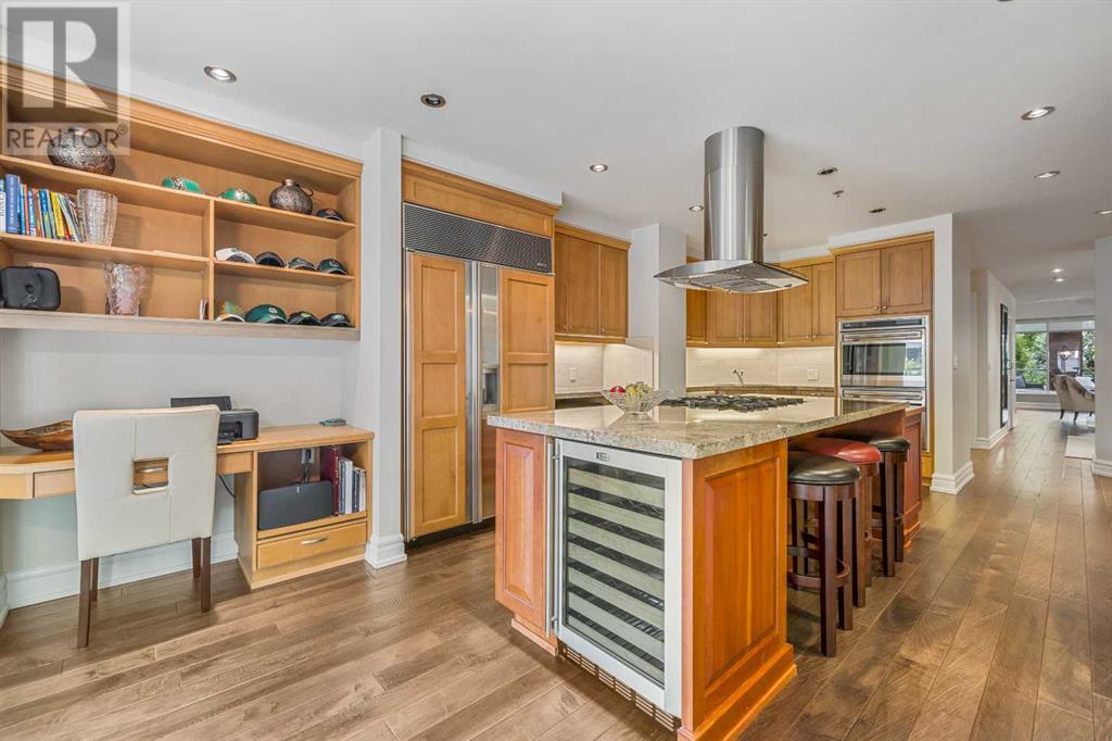 Single Family House for Sale in   Princeton Way SW Eau Claire Calgary 