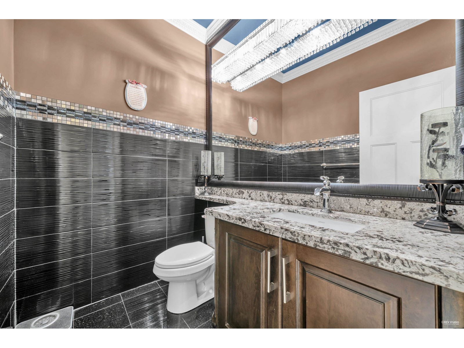 Photo 9 of 5838 124 A Street, Surrey BC