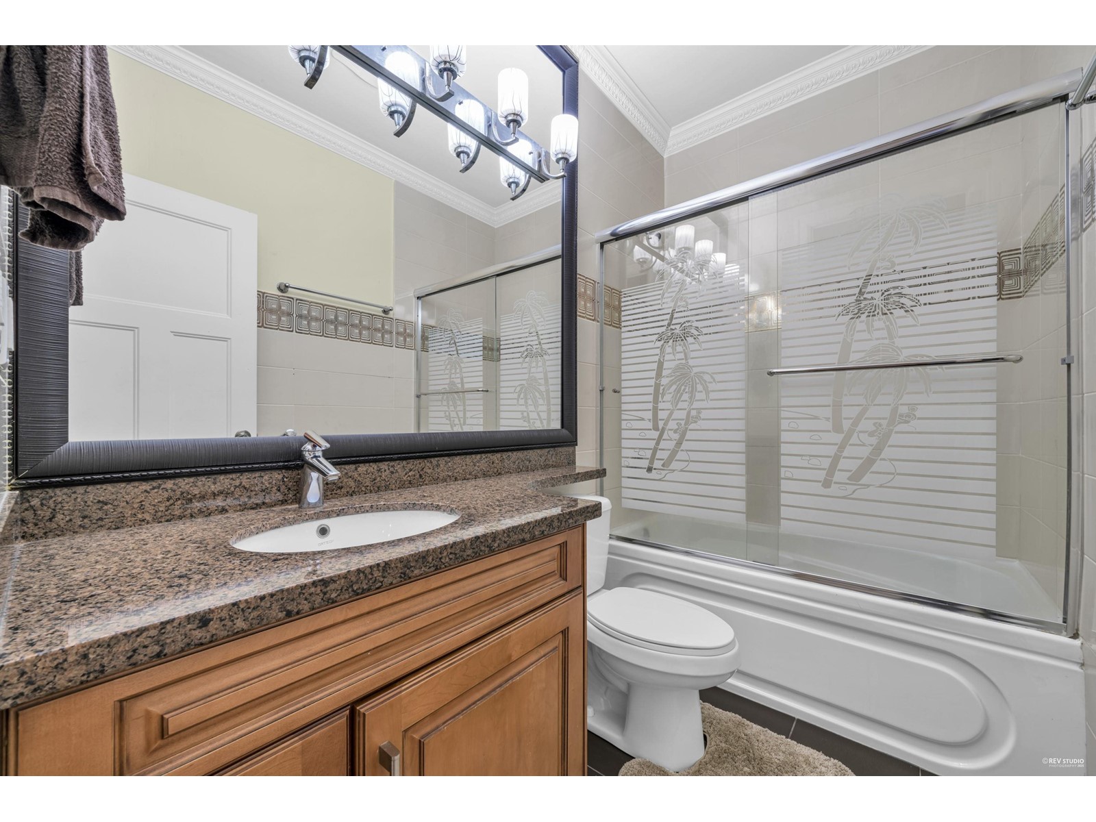 Photo 19 of 5838 124 A Street, Surrey BC