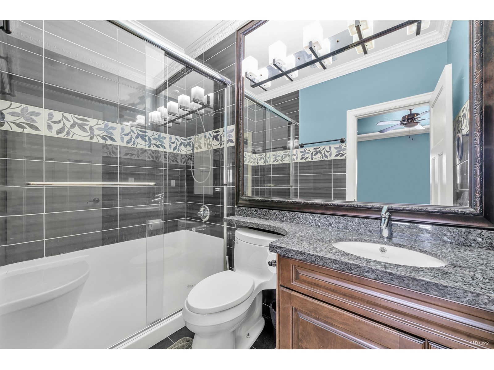 Photo 11 of 5838 124 A Street, Surrey BC