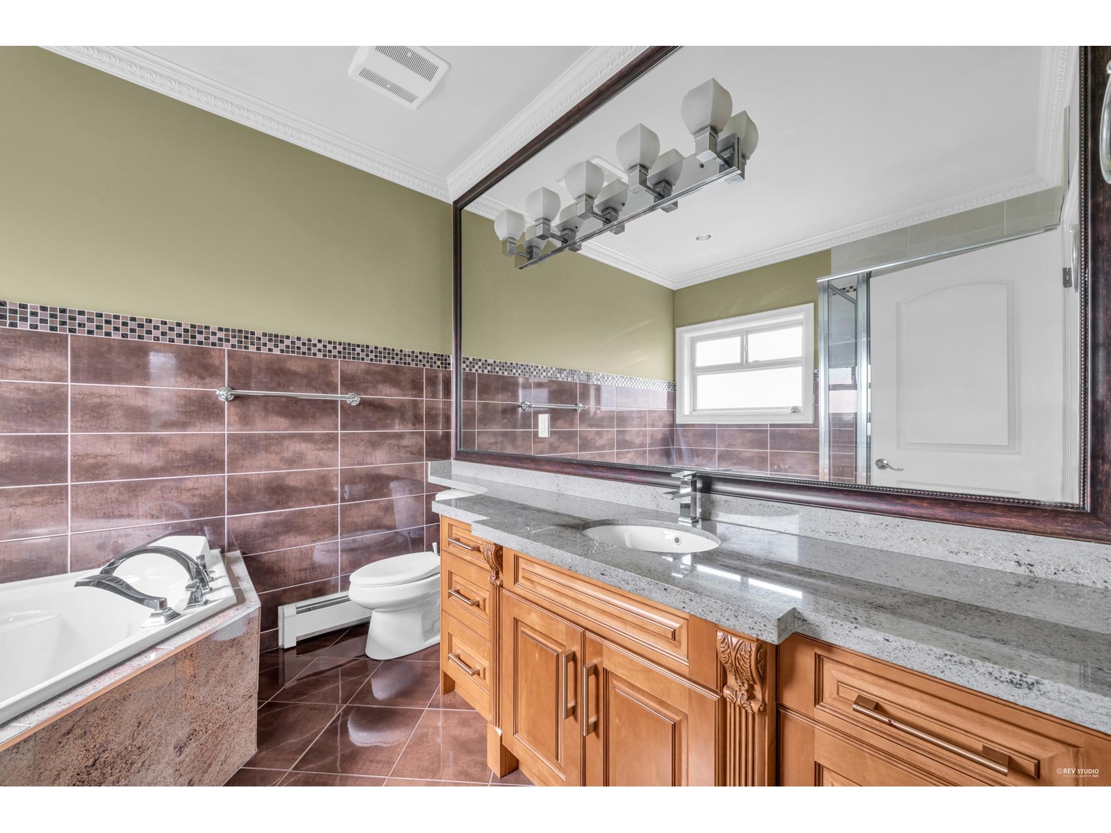 Photo 24 of 5838 124 A Street, Surrey BC