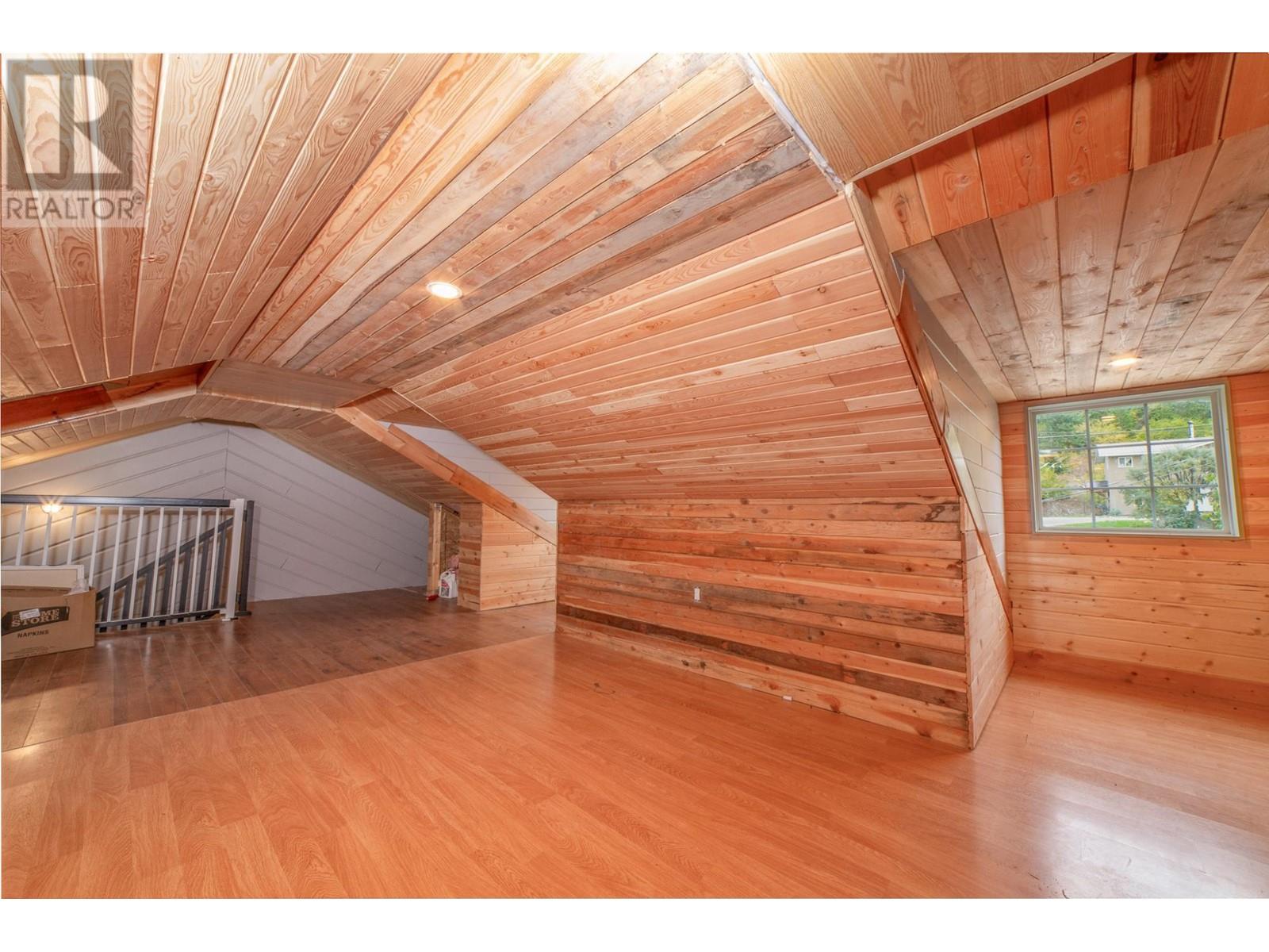 5145 ELSIE HOLMES Road, Creston