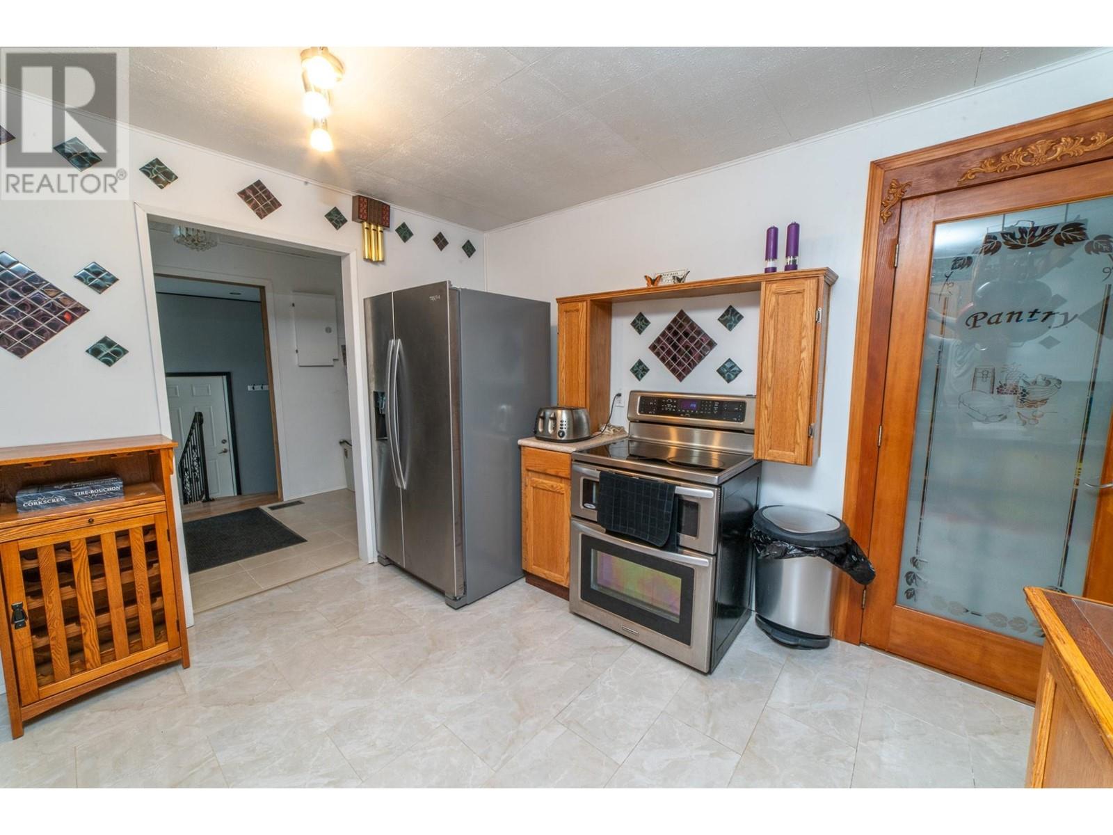 5145 ELSIE HOLMES Road, Creston