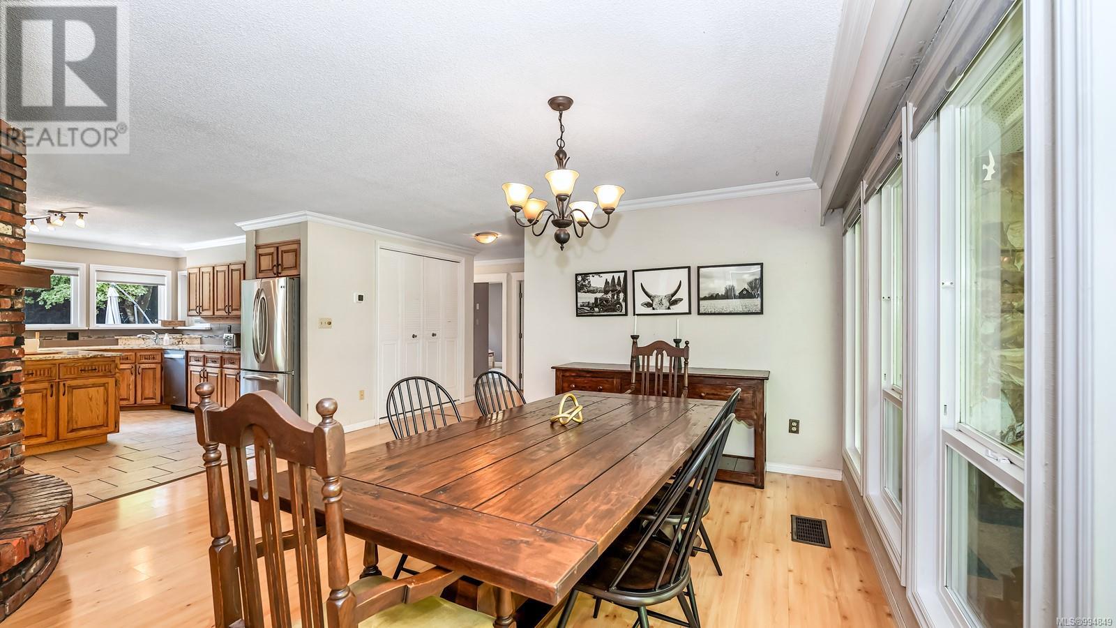 1176 Shawnigan-Mill Bay Rd, Mill Bay