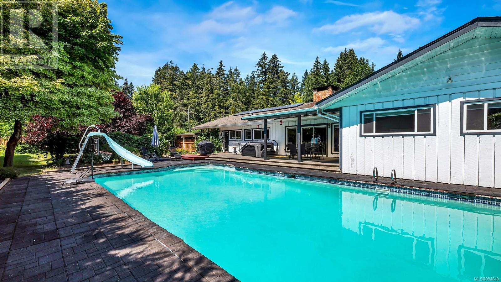 1176 Shawnigan-Mill Bay Rd, Mill Bay