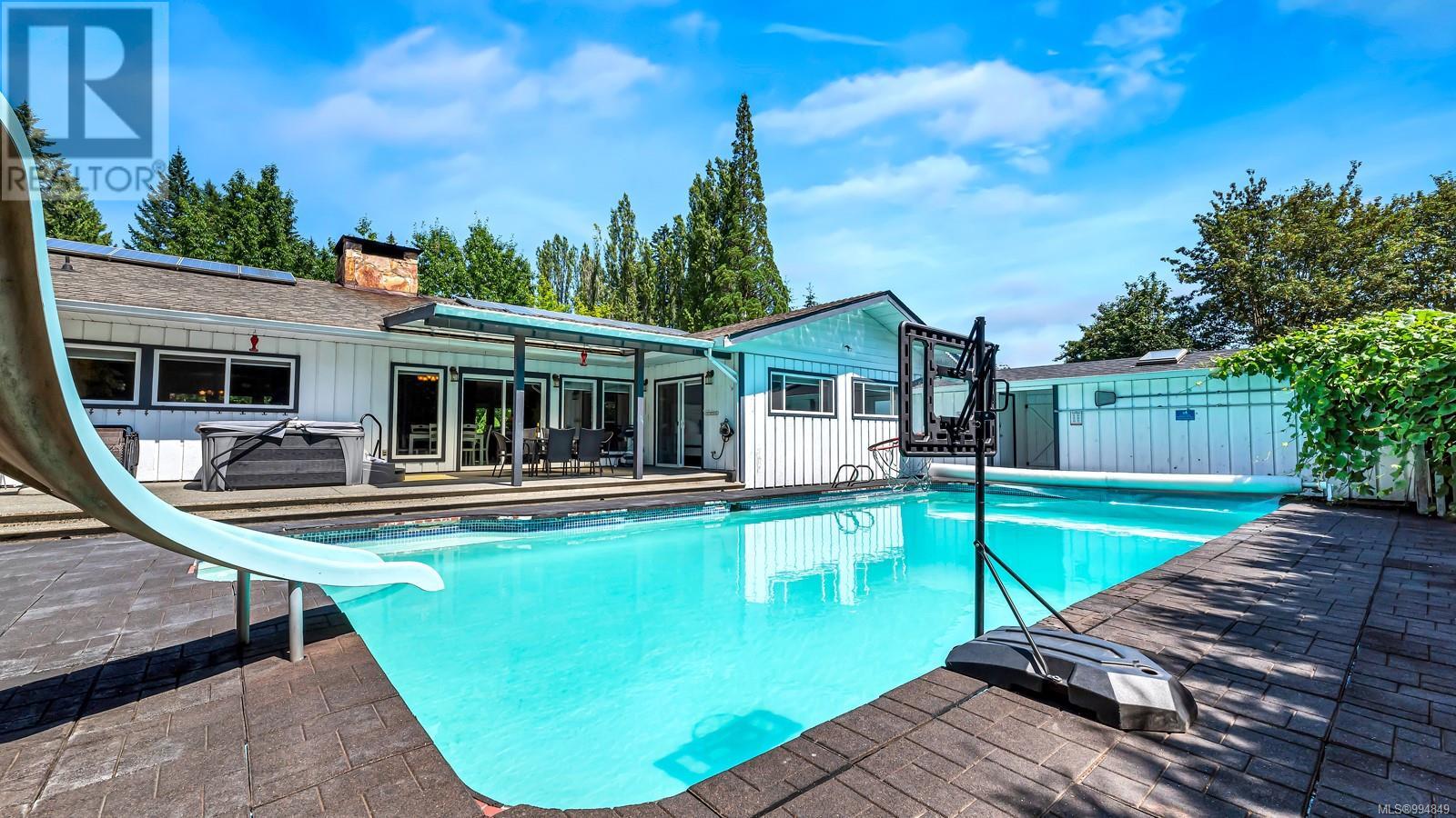 1176 Shawnigan-Mill Bay Rd, Mill Bay