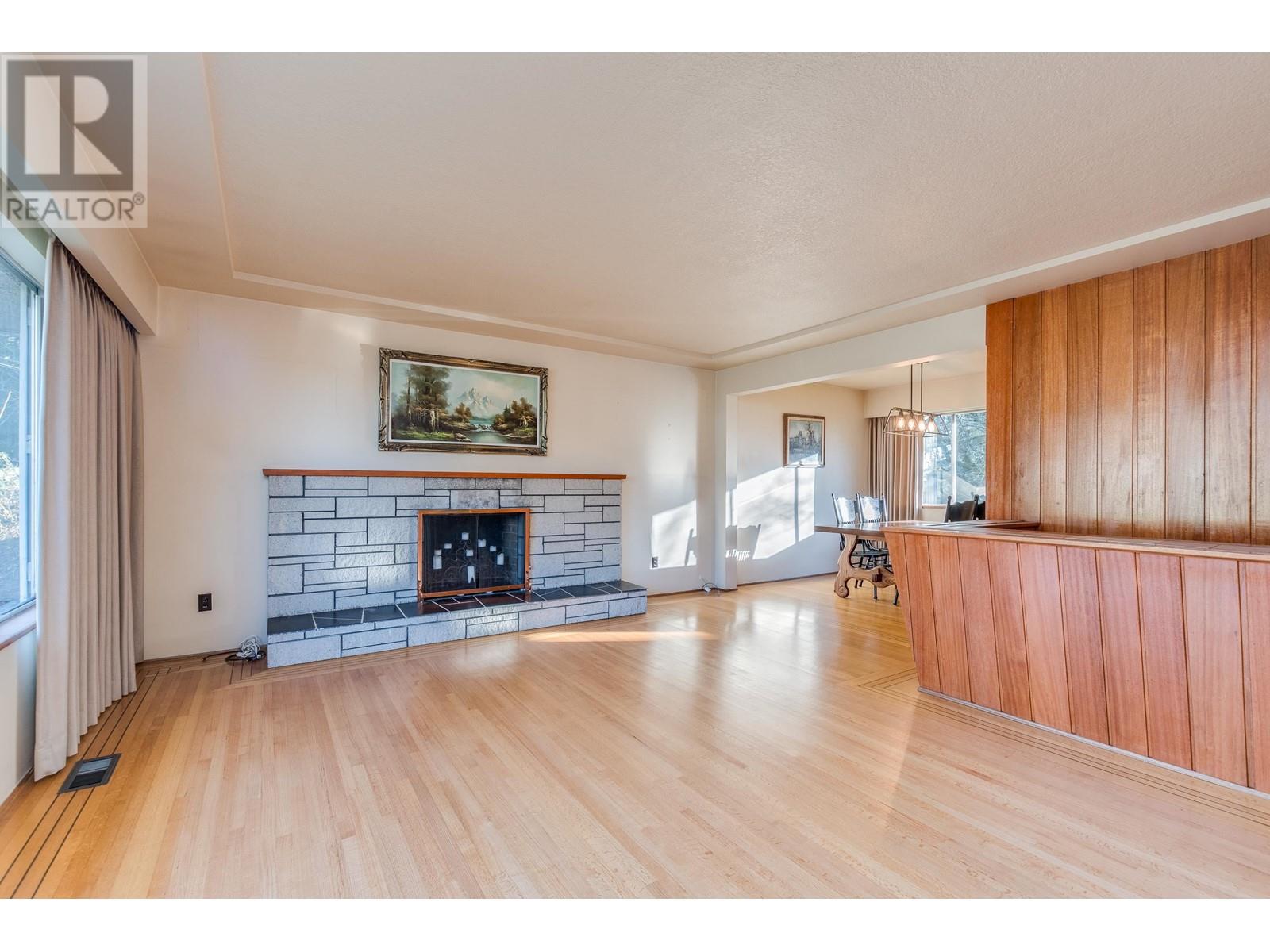 7046 HILLVIEW STREET, Burnaby