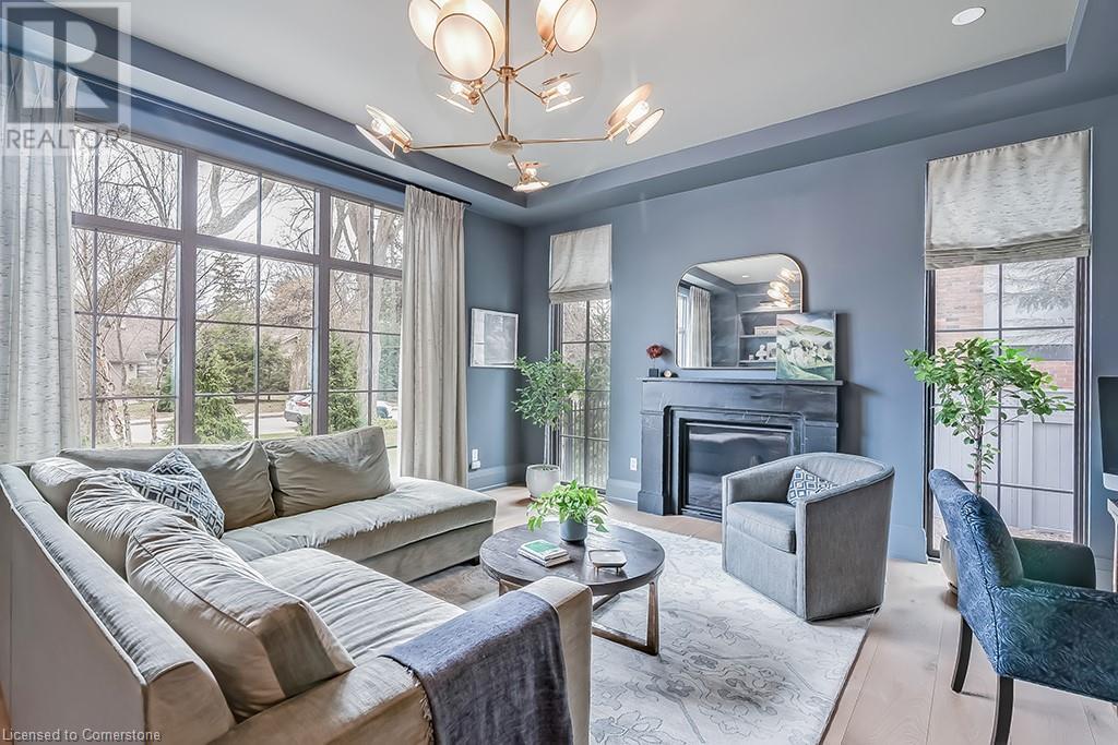 Photo 17 of 3093 Princess Boulevard, Burlington ON
