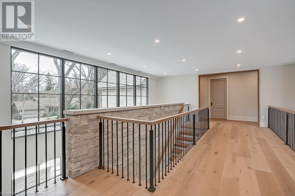 Photo 20 of 3093 Princess Boulevard, Burlington ON