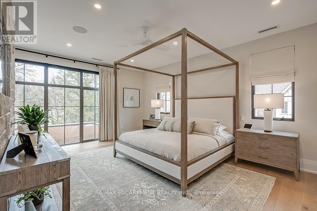 Photo 22 of 3093 Princess Boulevard, Burlington ON