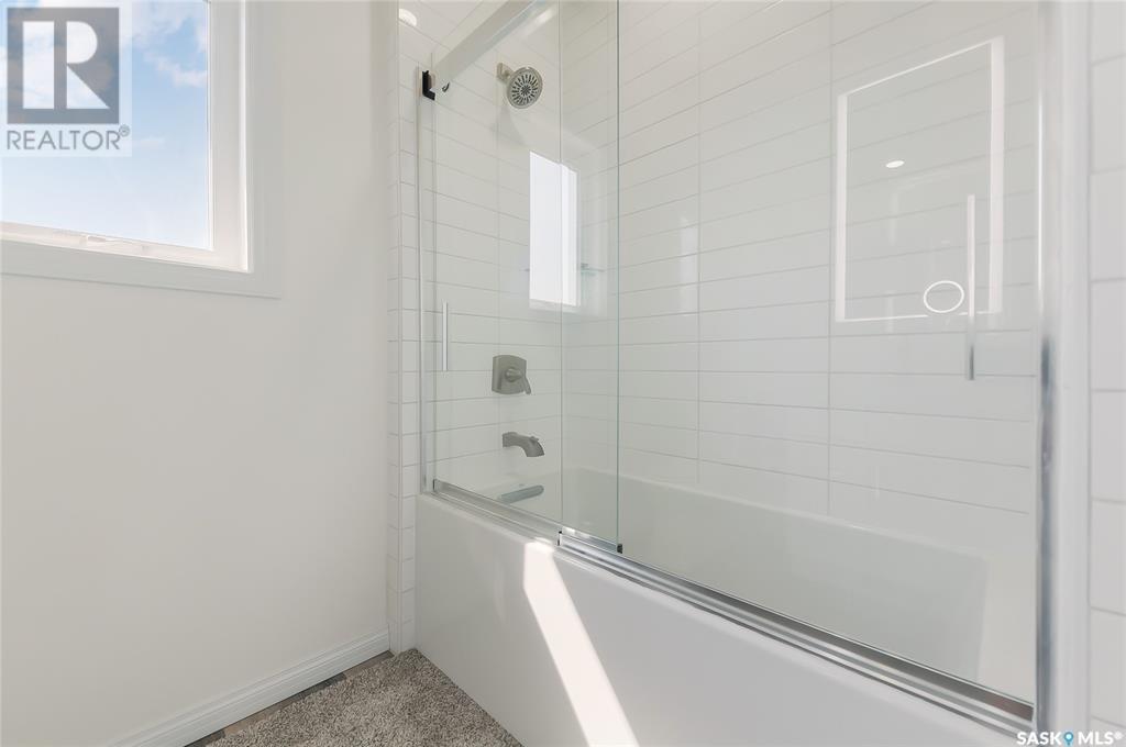 Photo 13 of 1501 Willow Avenue, Saskatchewan Beach SK