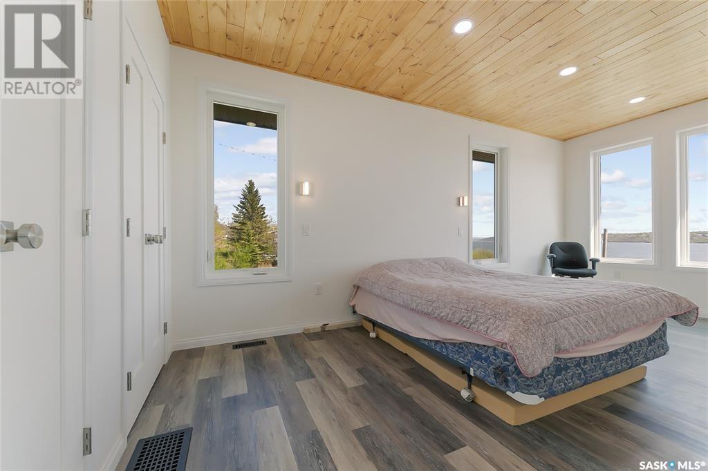 Photo 15 of 1501 Willow Avenue, Saskatchewan Beach SK