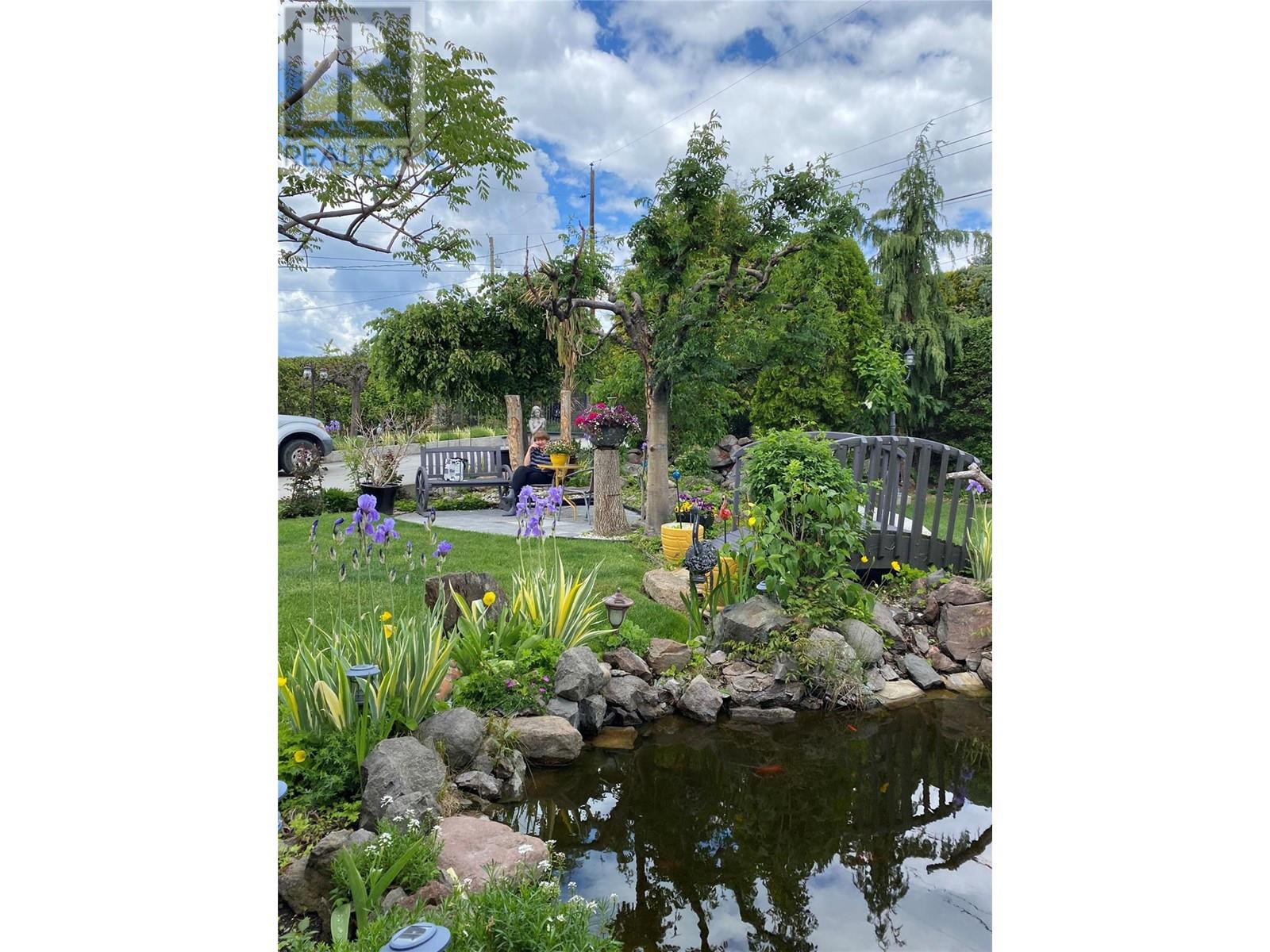  3736 Carrall Road, Kelowna