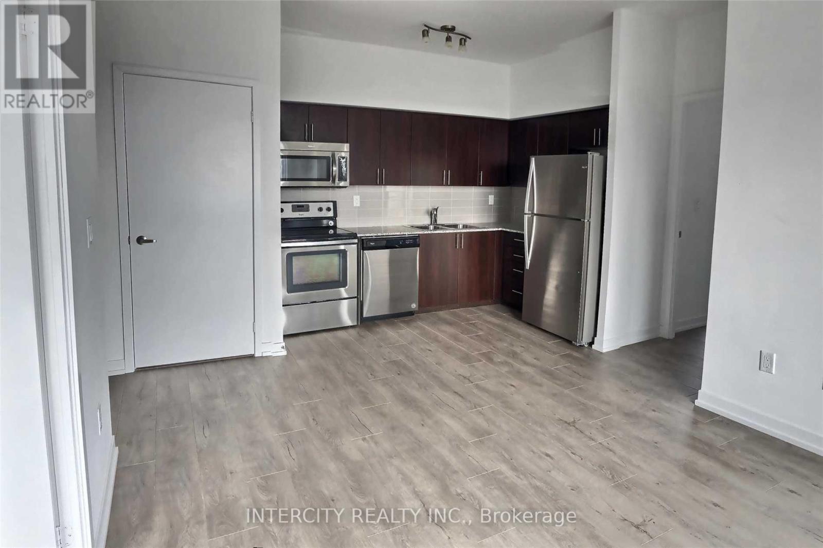 Photo 2 of 2504 1410 Dupont Street, Toronto ON