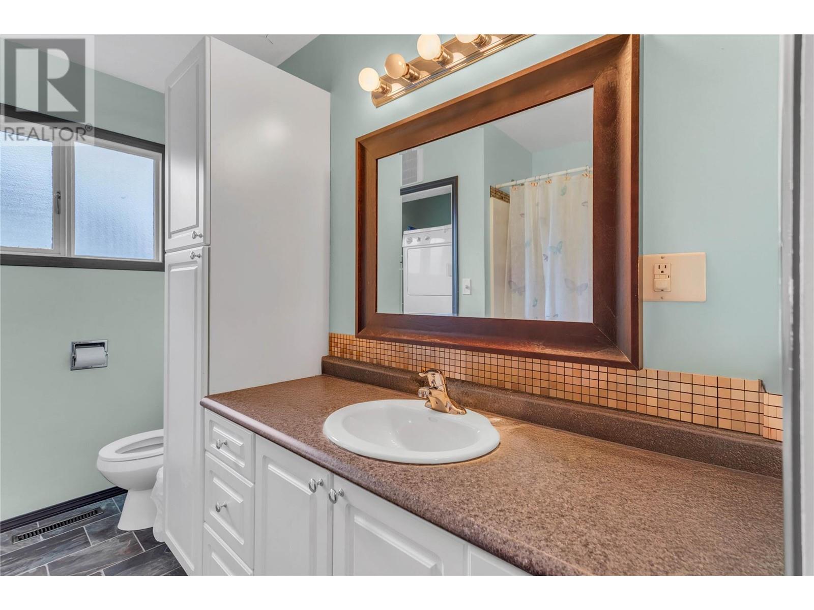  1270 Houghton Road, Kelowna