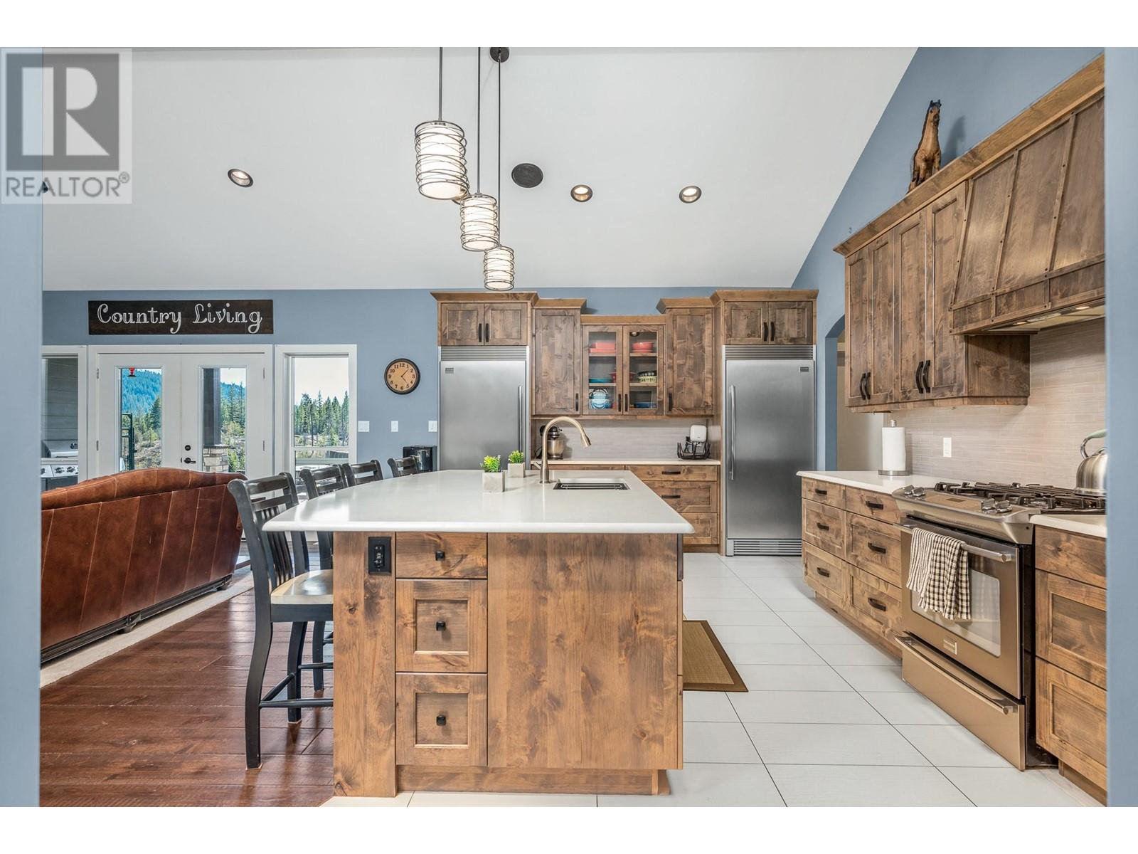  1050 Mallory Road, Enderby