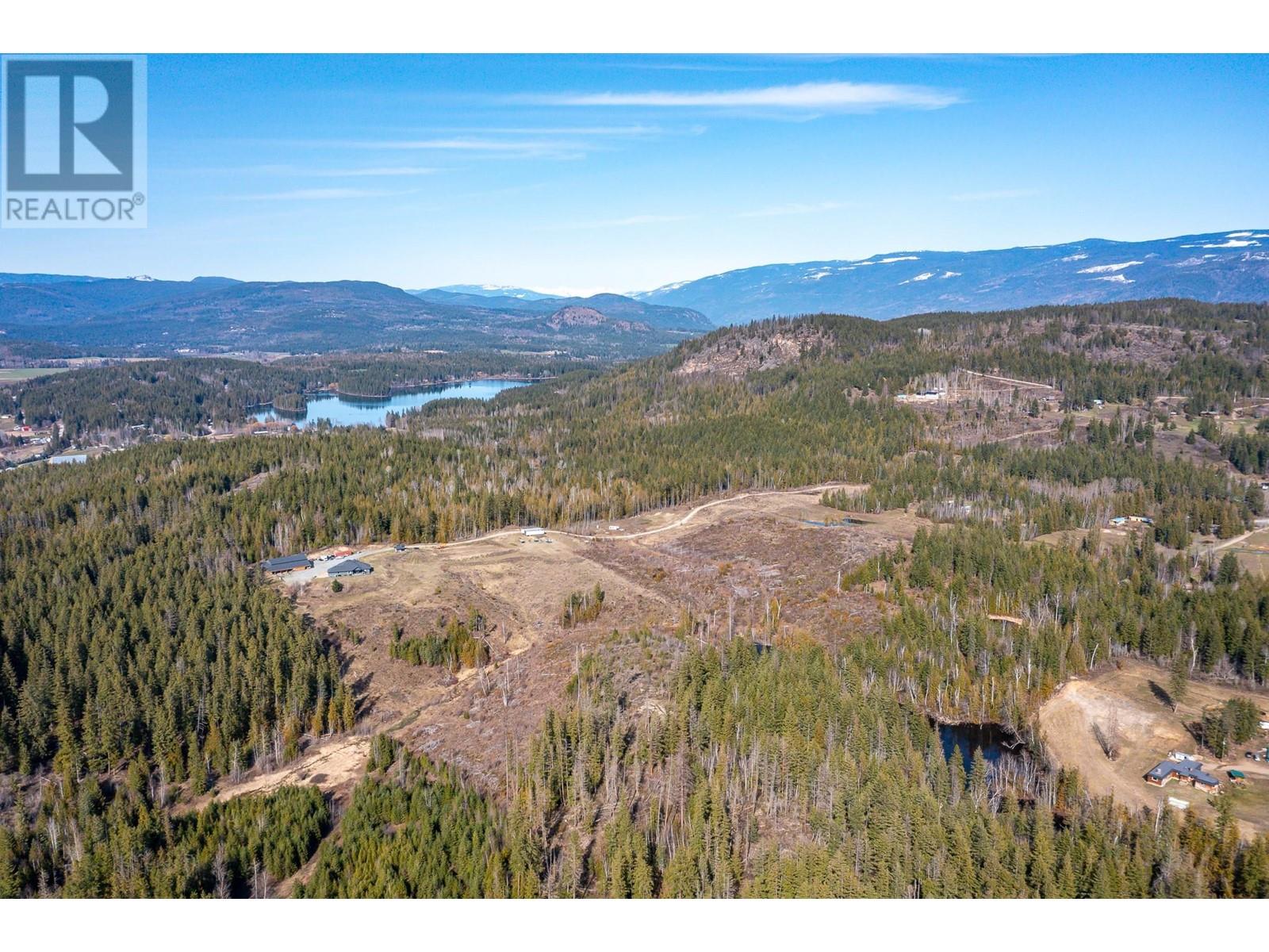  1050 Mallory Road, Enderby