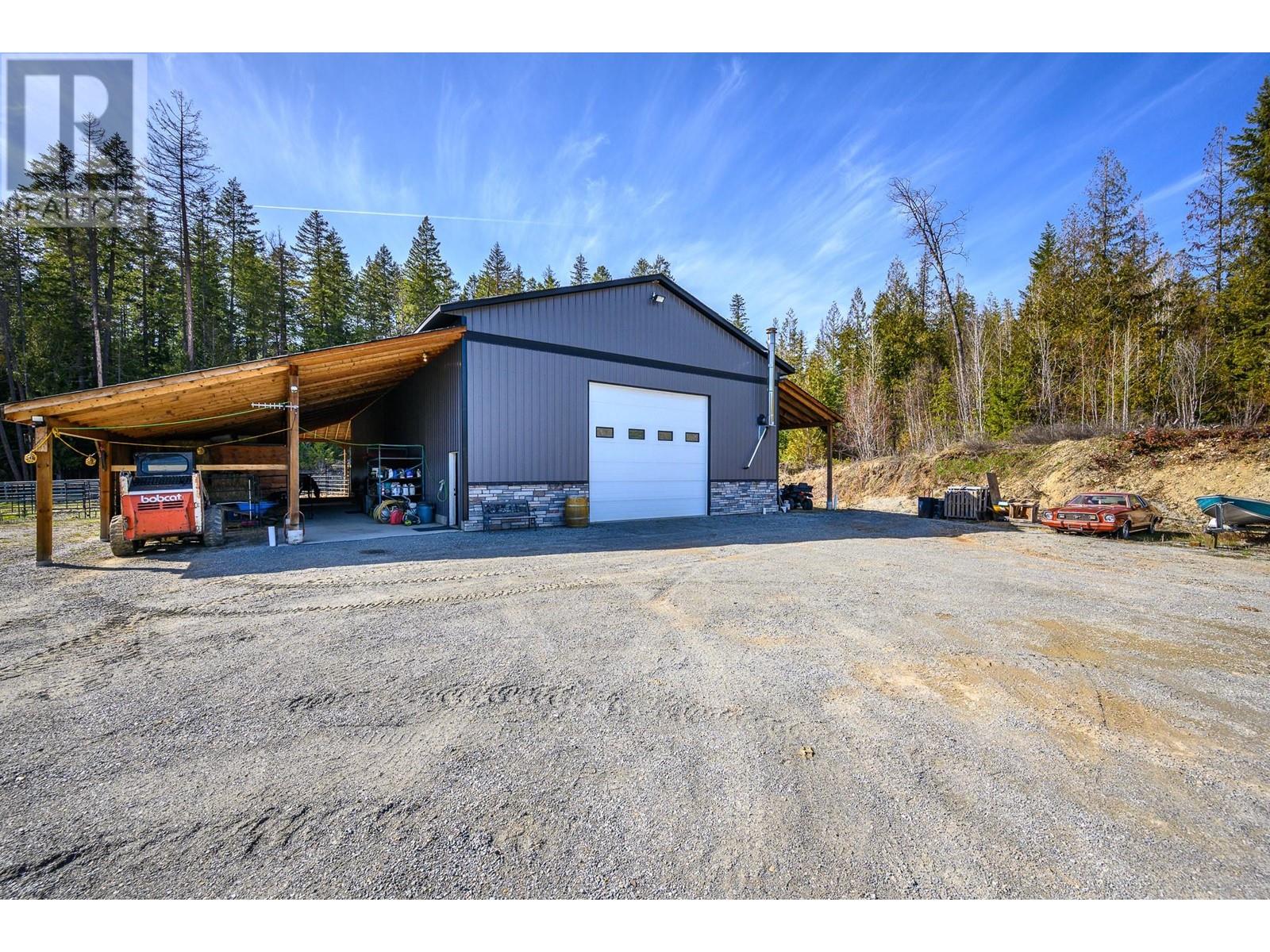  1050 Mallory Road, Enderby