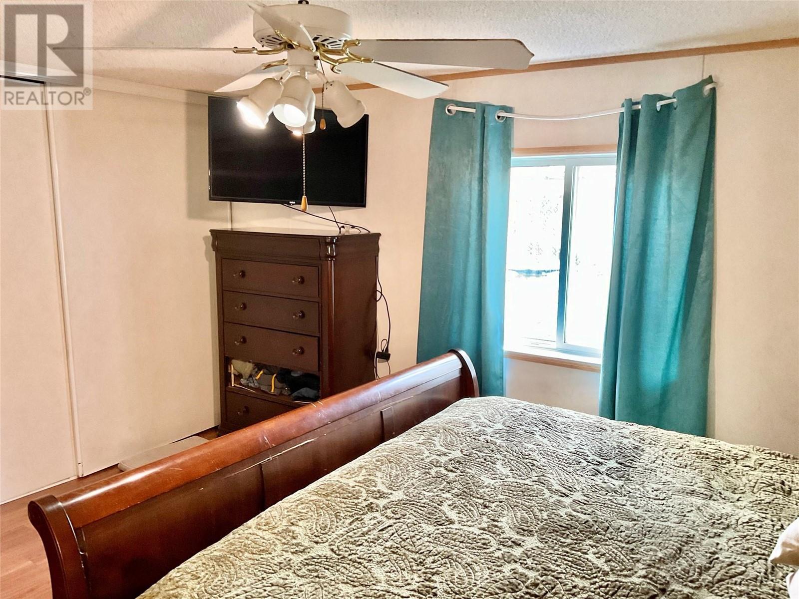 786 Strathmore Avenue, Greenwood