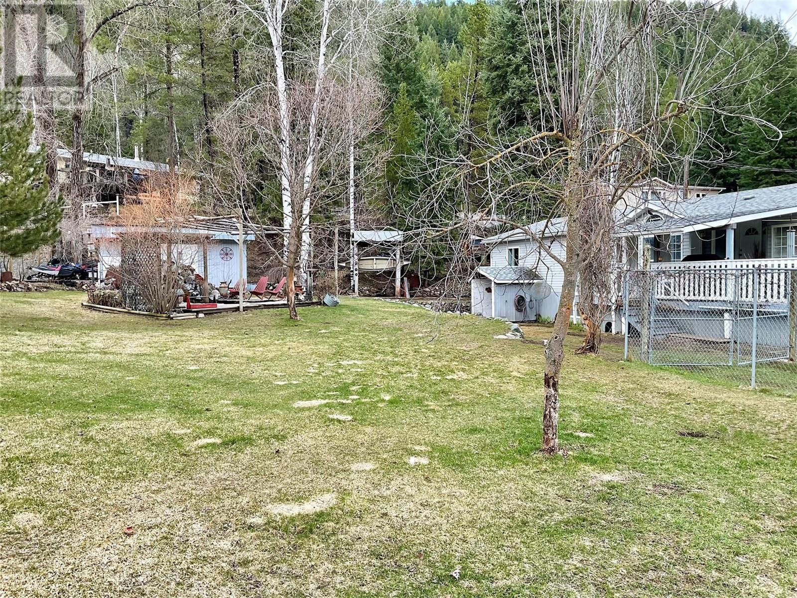 786 Strathmore Avenue, Greenwood