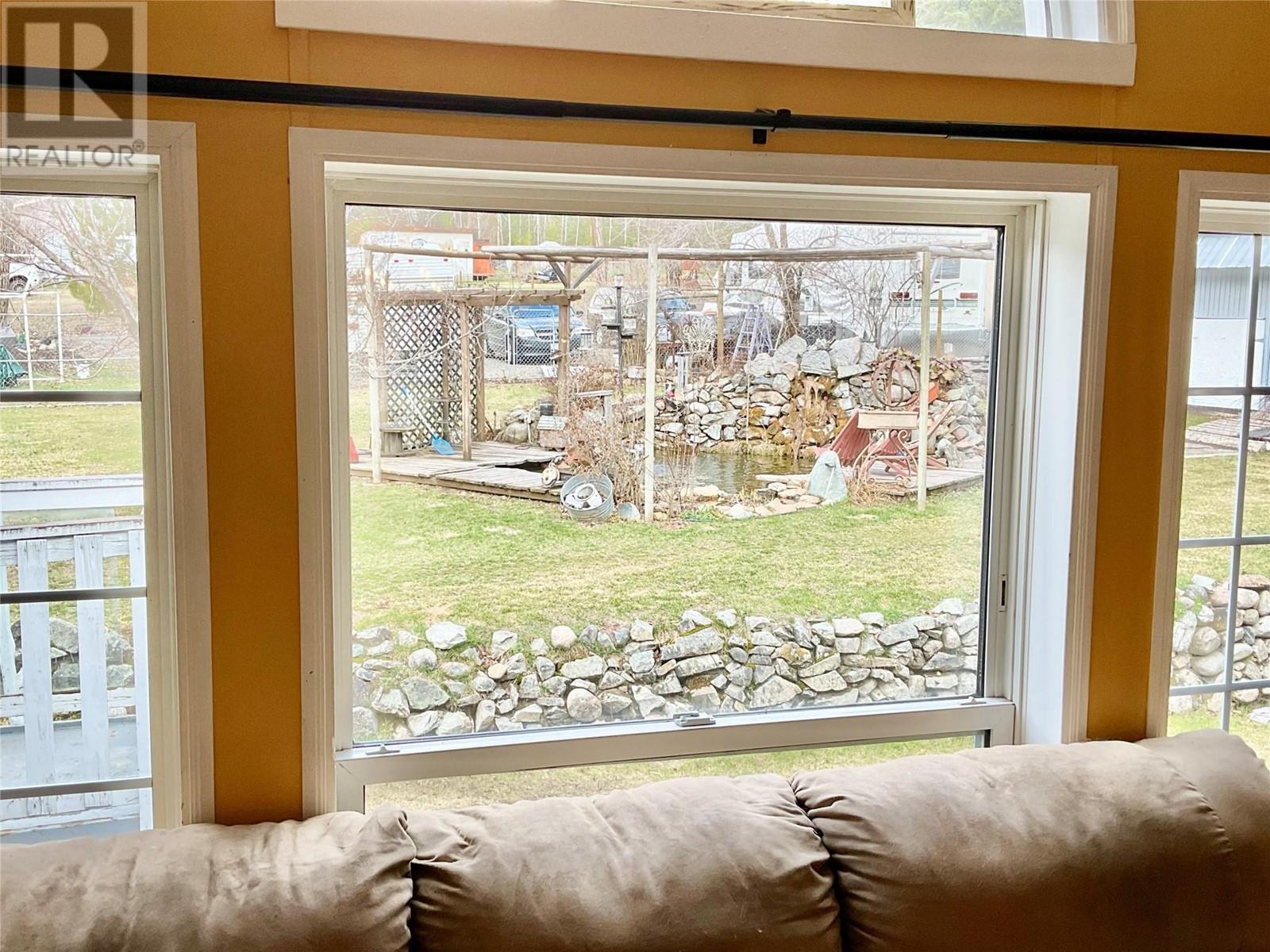 786 Strathmore Avenue, Greenwood