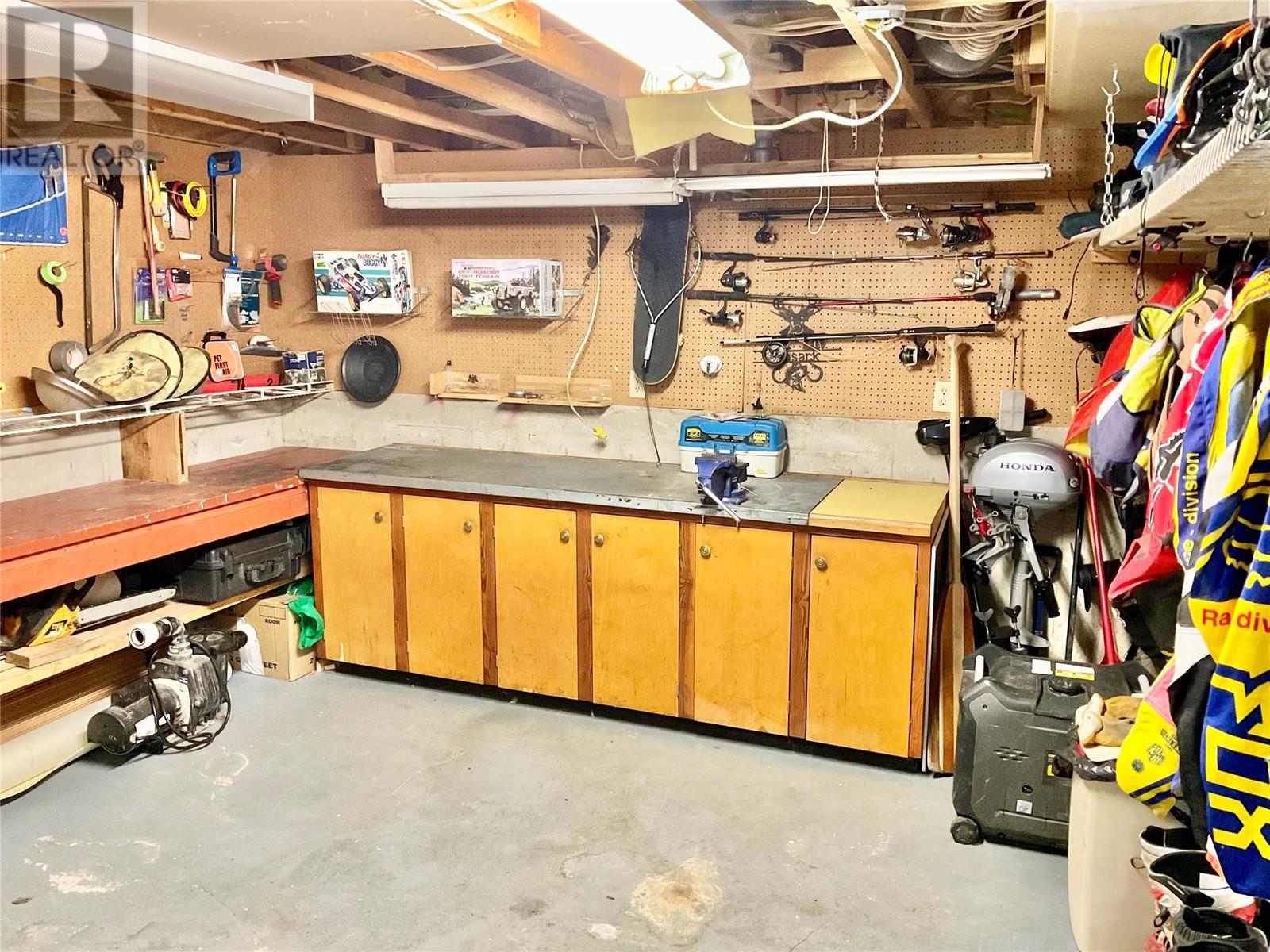 786 Strathmore Avenue, Greenwood