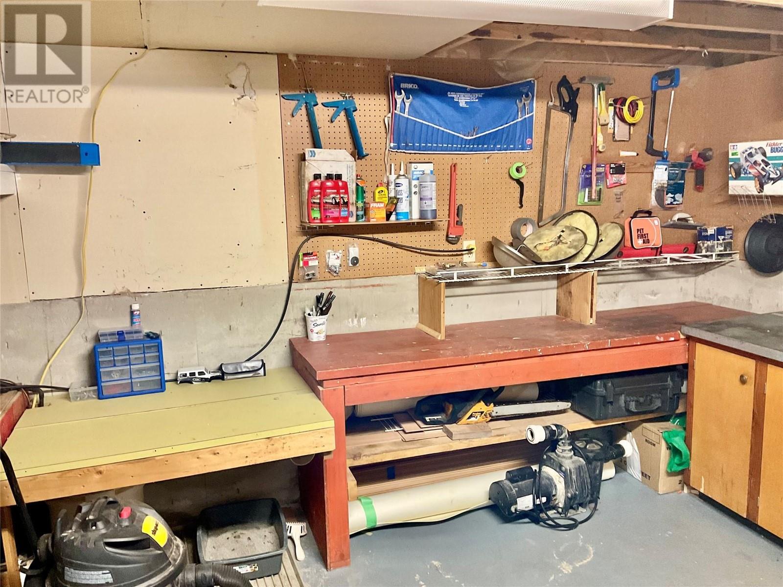 786 Strathmore Avenue, Greenwood