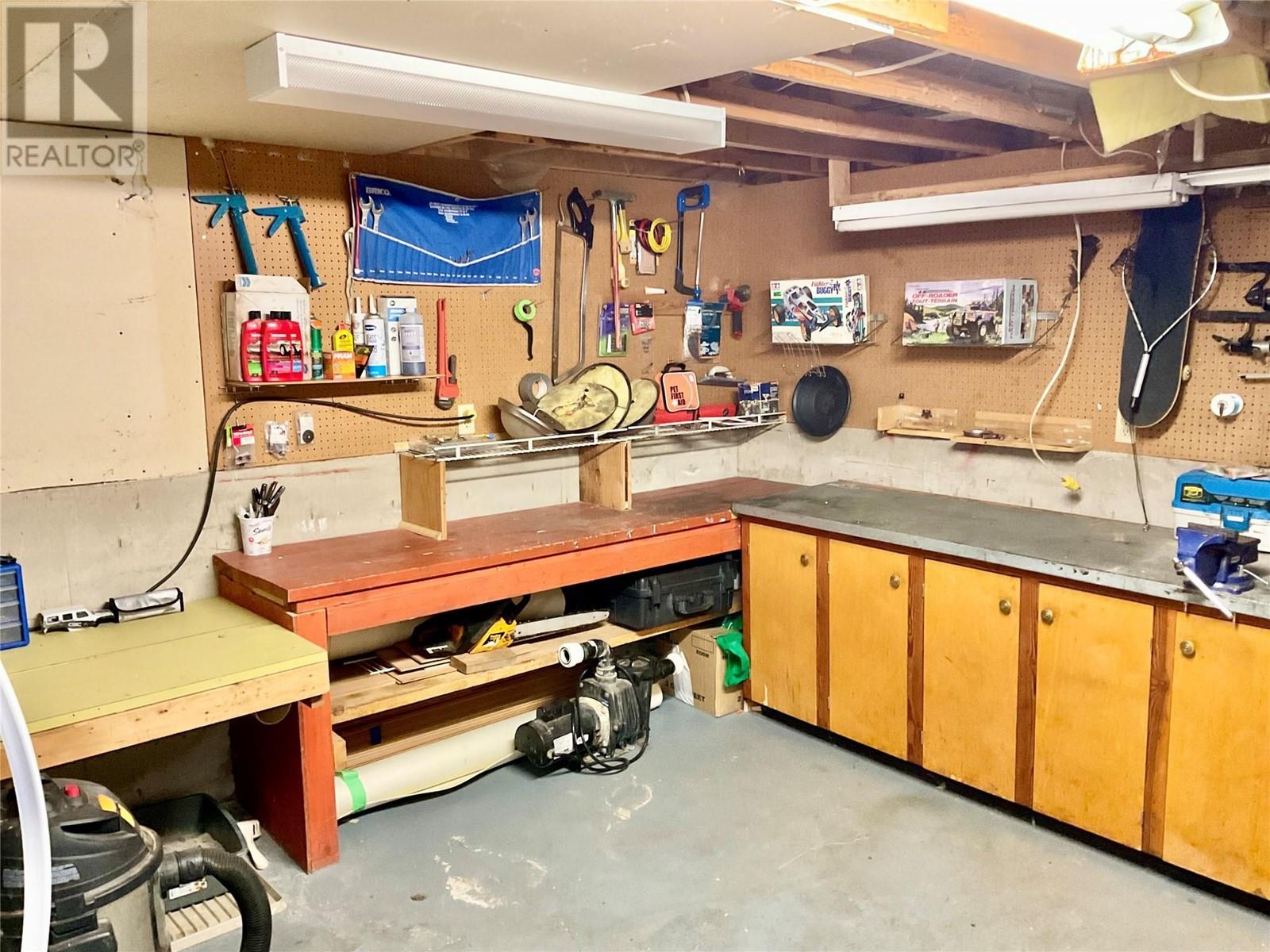 786 Strathmore Avenue, Greenwood