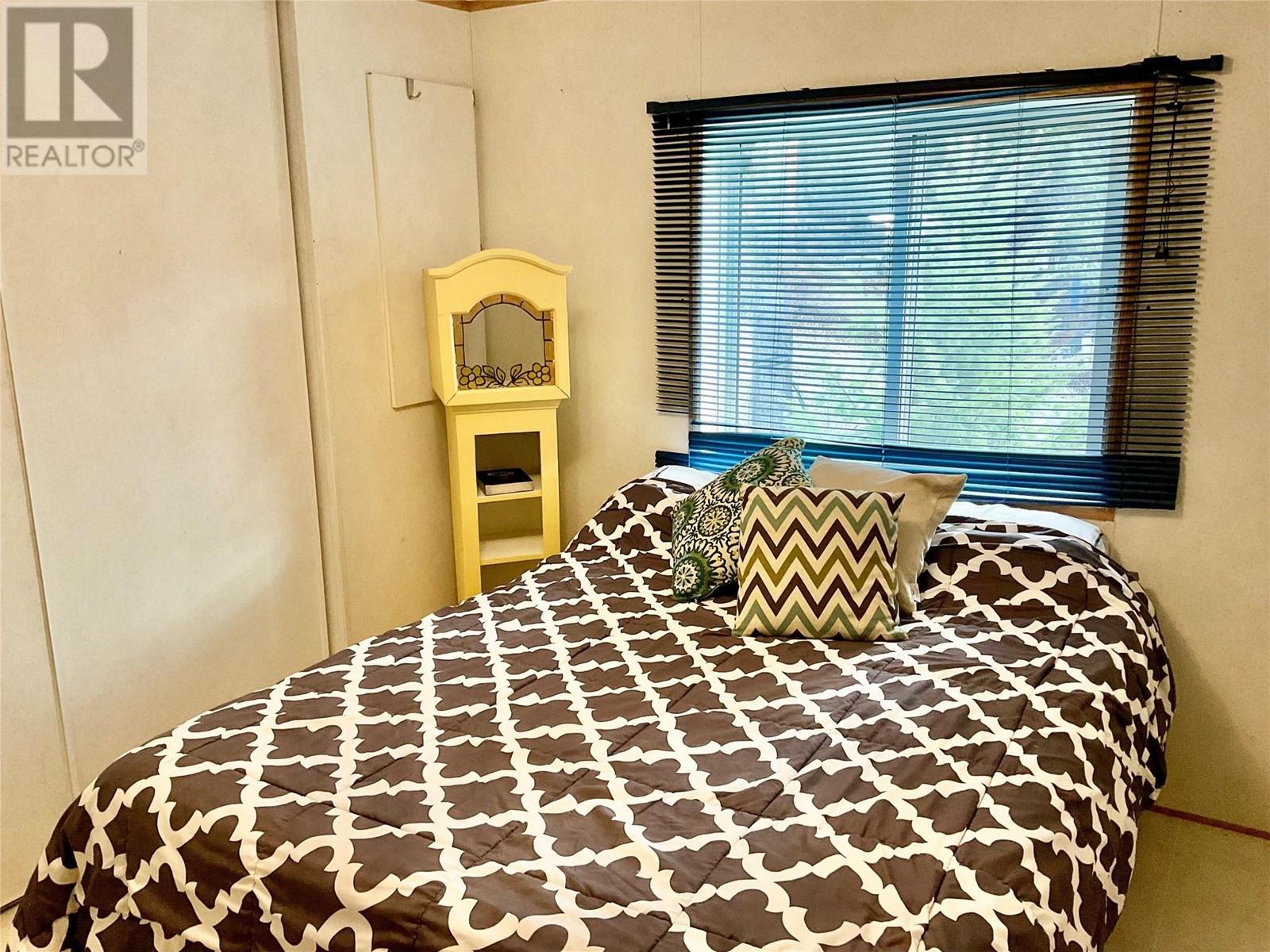 786 Strathmore Avenue, Greenwood