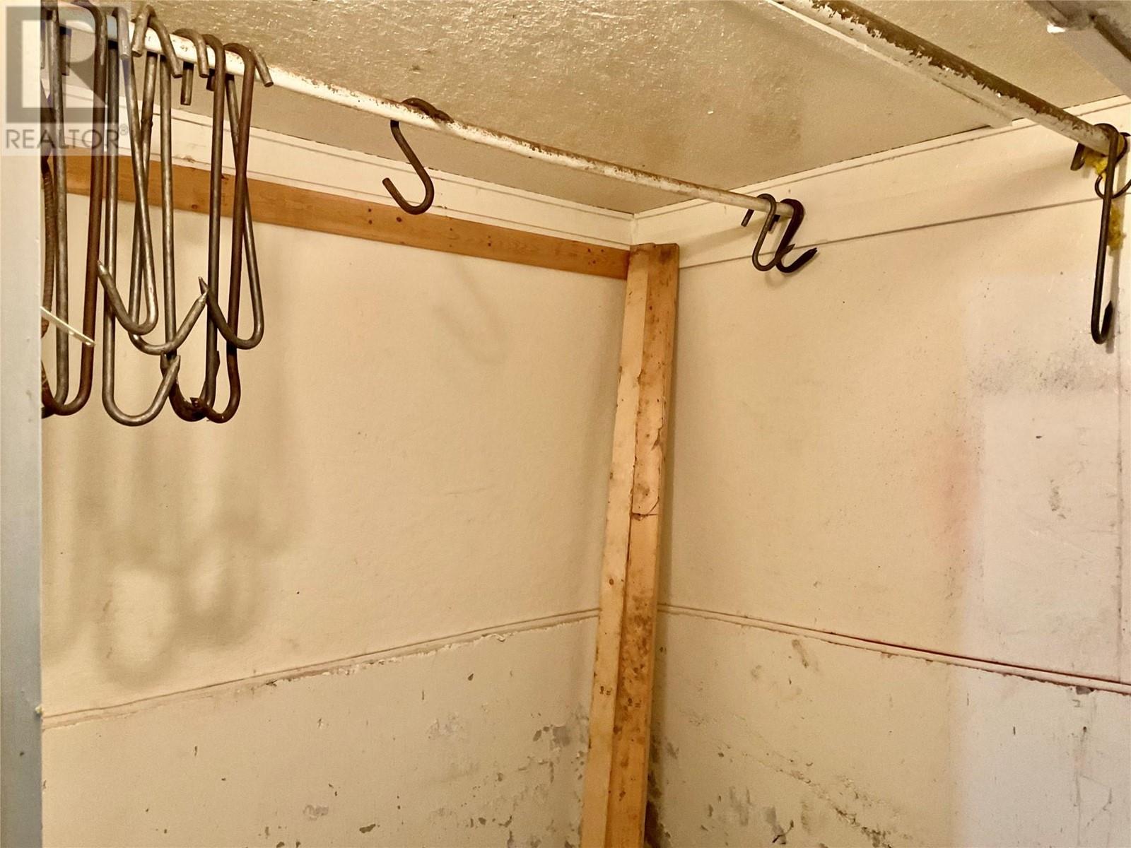 786 Strathmore Avenue, Greenwood