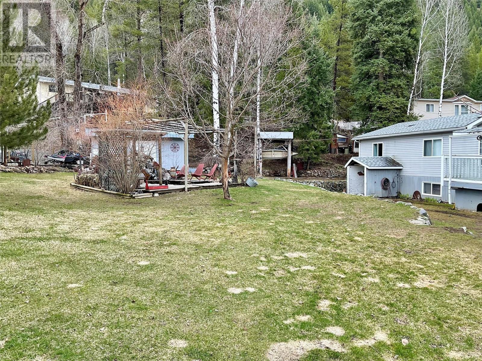 786 Strathmore Avenue, Greenwood