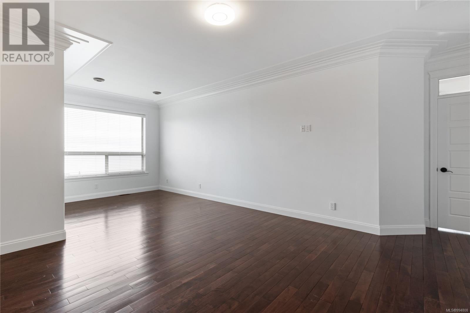 5667 Muggies Way, Nanaimo