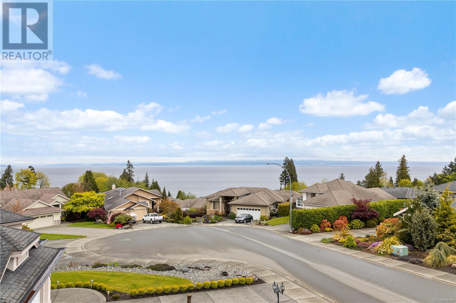 5667 Muggies Way, Nanaimo