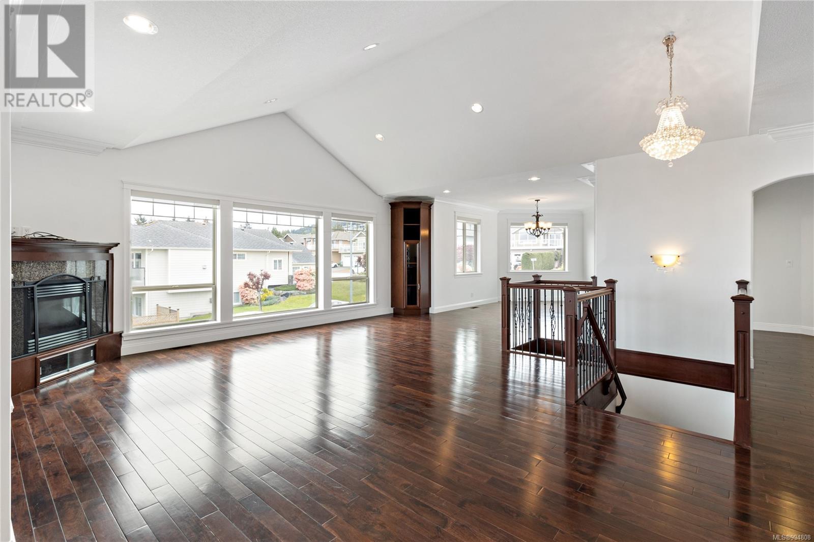 5667 Muggies Way, Nanaimo