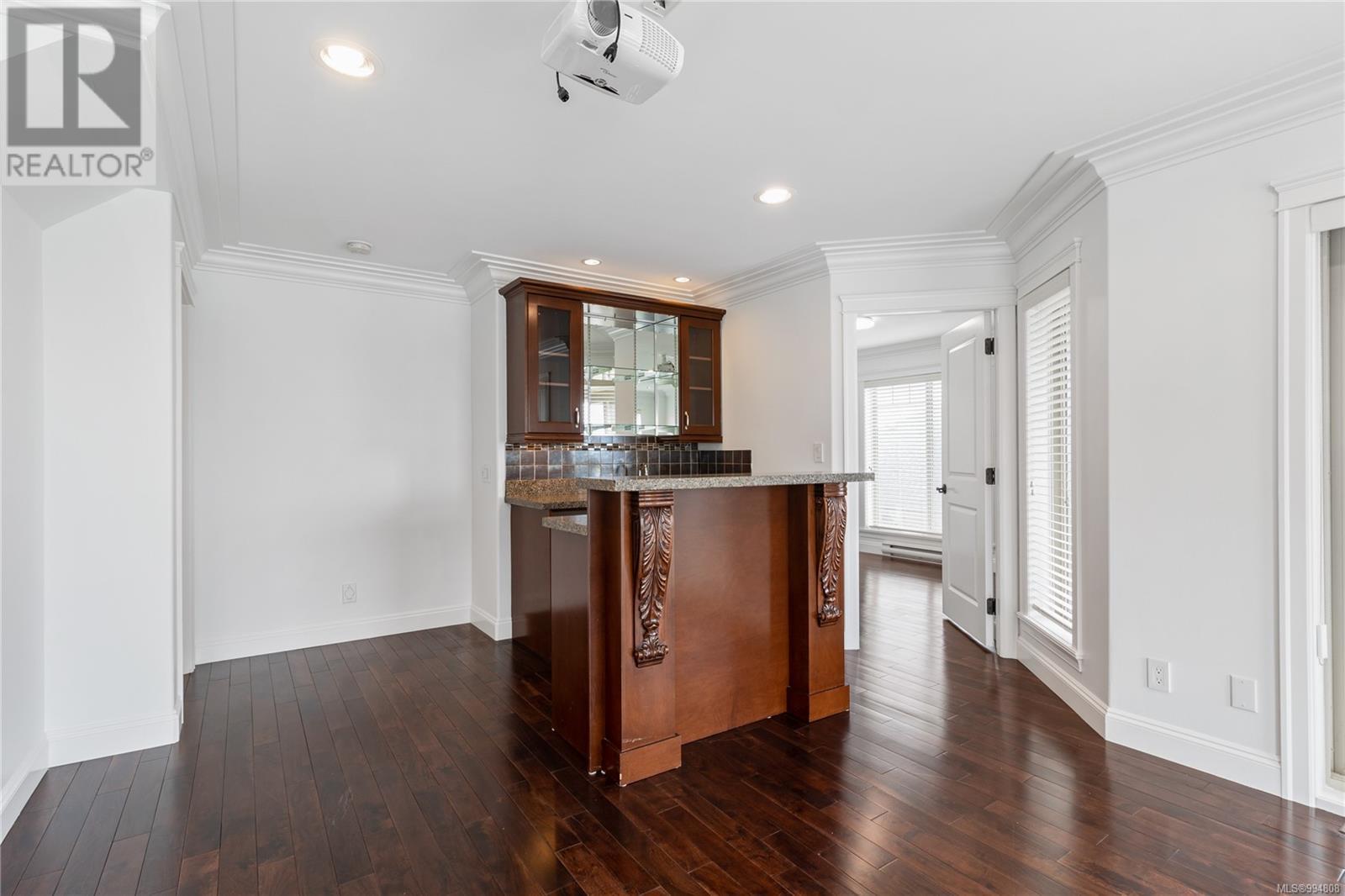5667 Muggies Way, Nanaimo