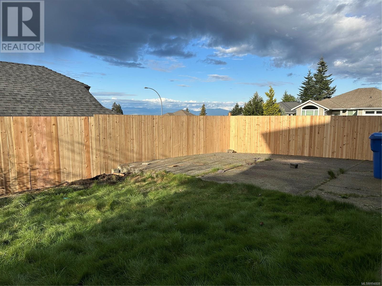 5667 Muggies Way, Nanaimo