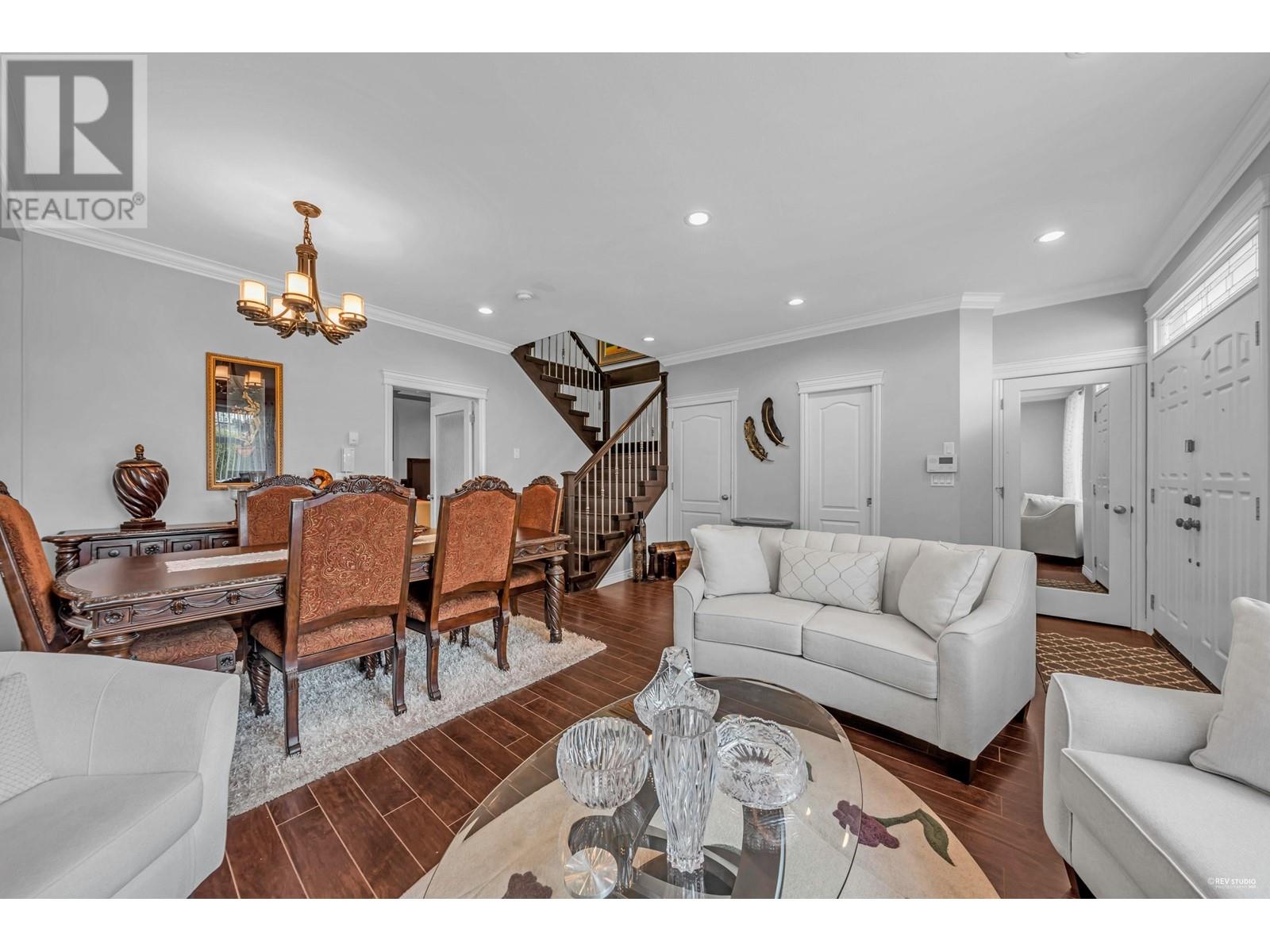 7788 HEDLEY AVENUE, Burnaby