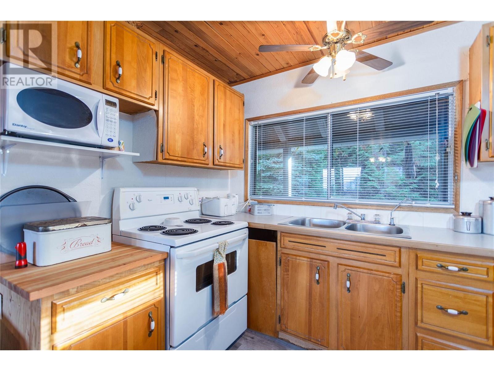 3217 Lumby Mabel Lake Road, Lumby
