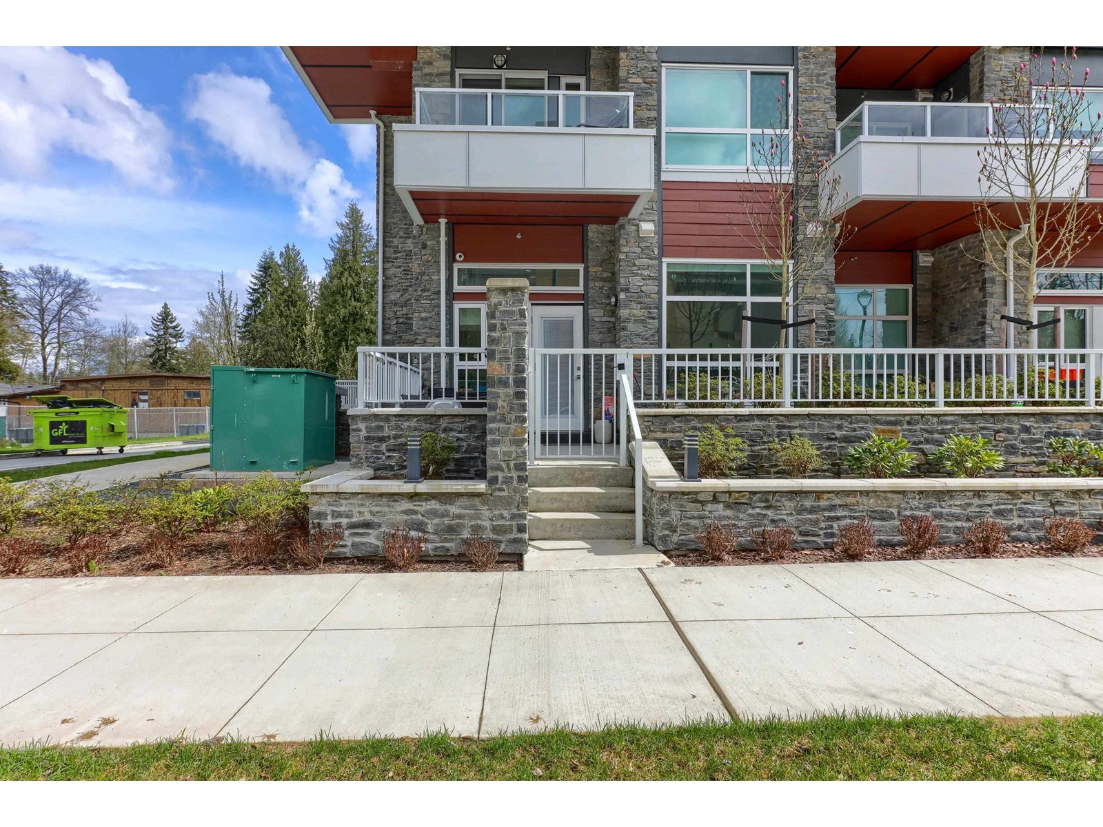 Photo 18 of 101 14225 103 A Avenue, Surrey BC