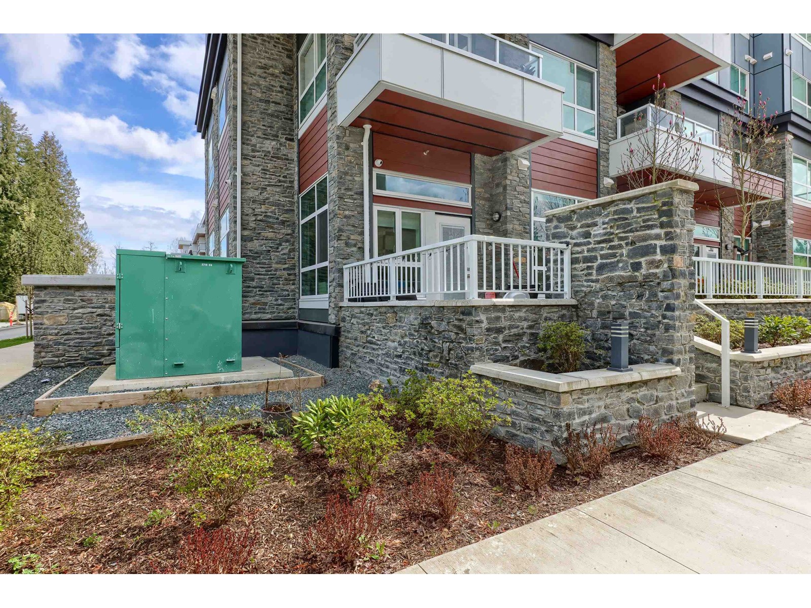 Photo 19 of 101 14225 103 A Avenue, Surrey BC