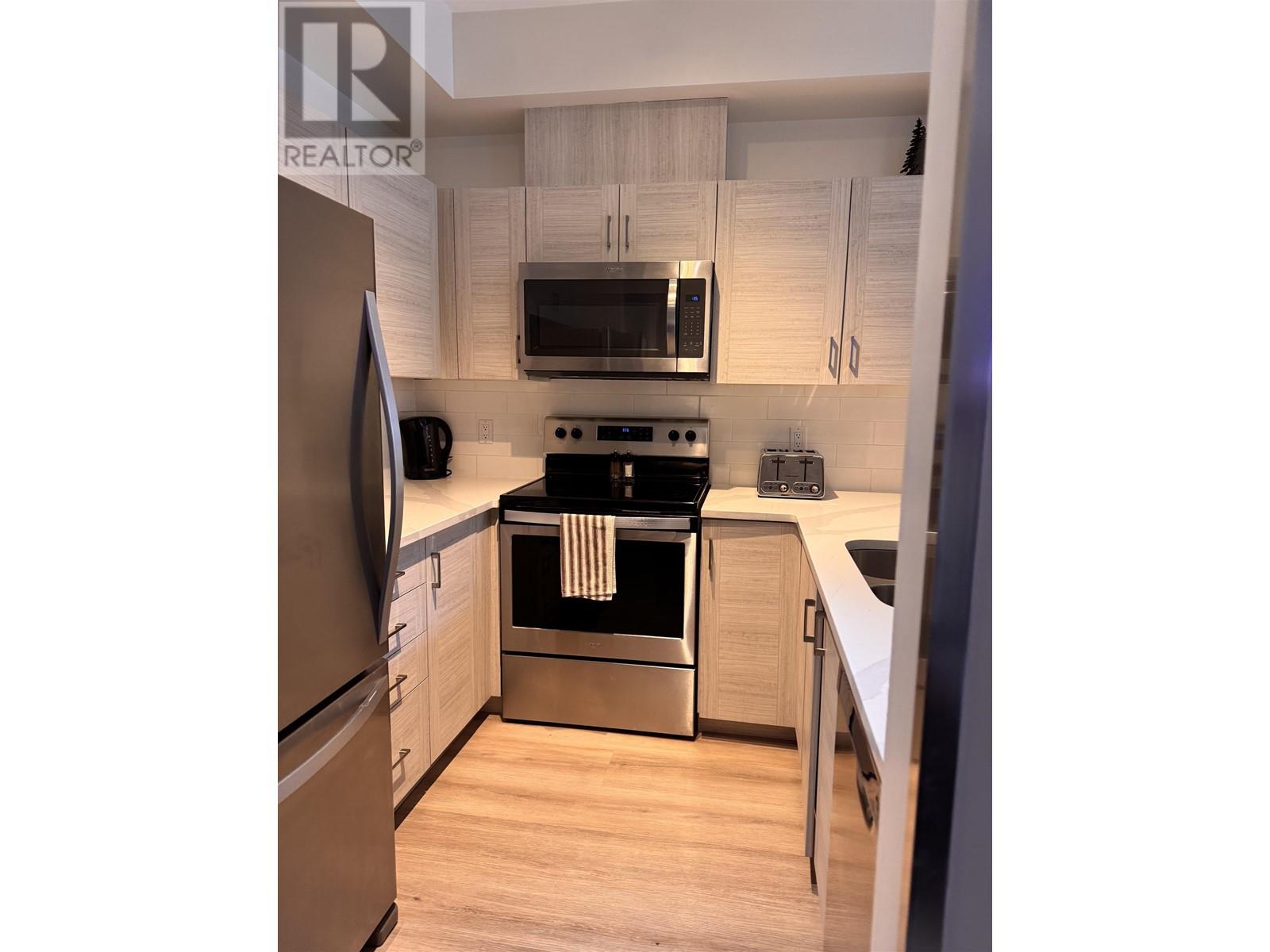 88 (WK 13)-4355 NORTHLANDS BOULEVARD, Whistler