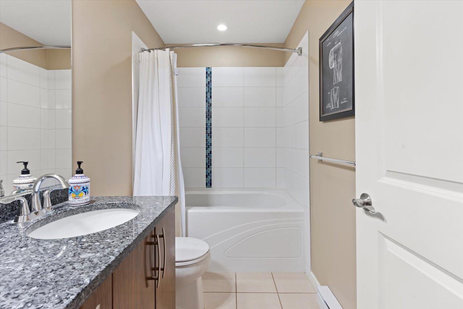 Photo 17 of 206 45530 Market Way Garrison Crossing, Chilliwack BC