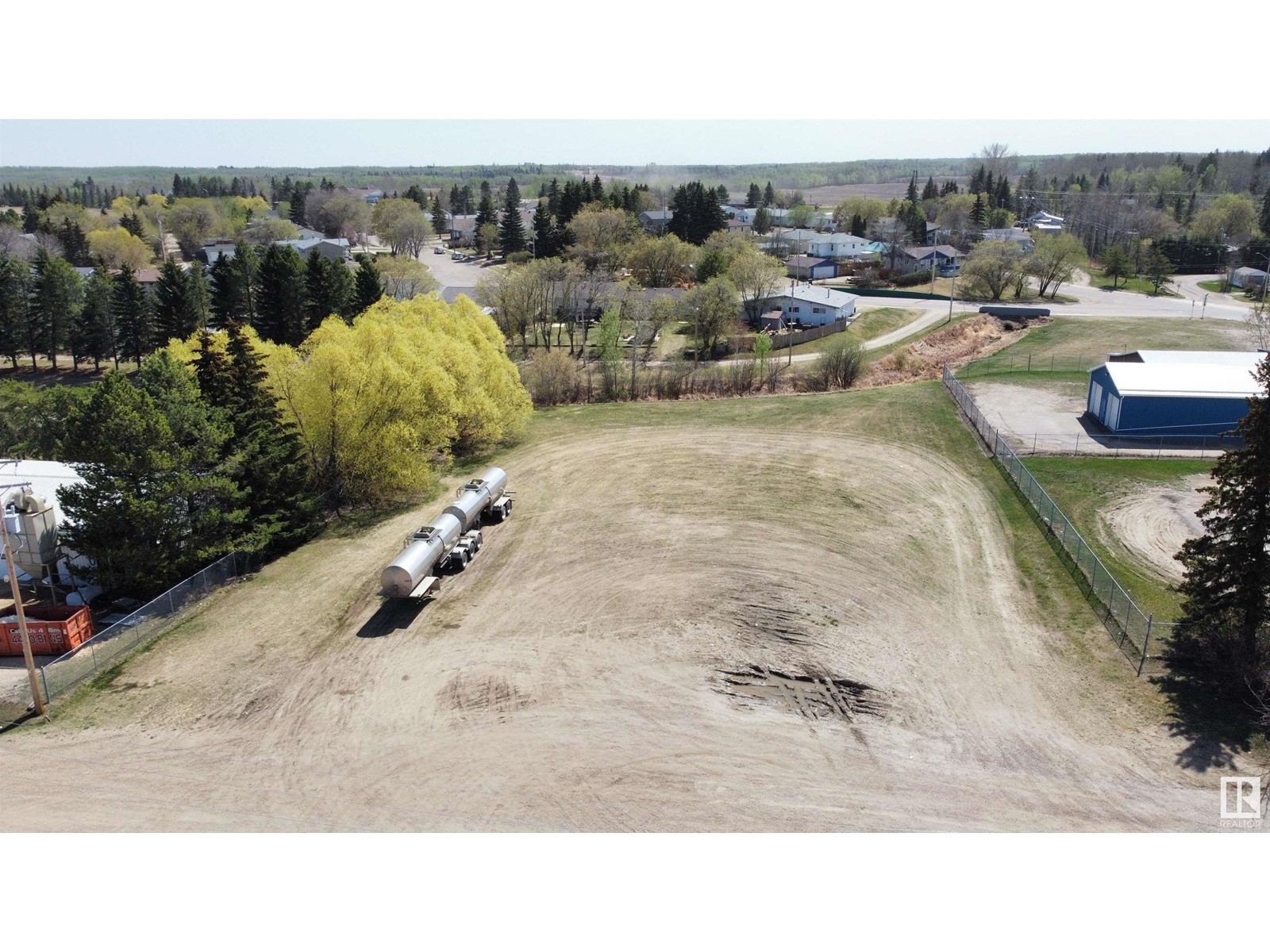 Photo 3 of 4719 50 Av, Onoway AB