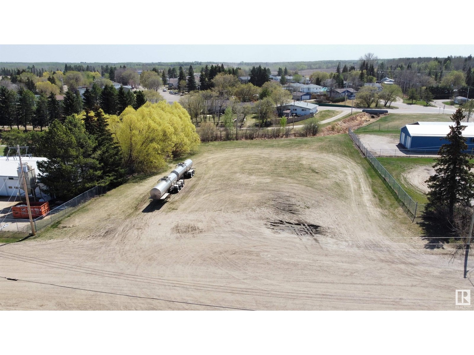 Photo 2 of 4719 50 Av, Onoway AB