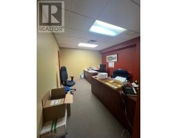 Unit 202 - 320 Torbay Road thumbnail 3
