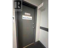 Unit 200 - 320 Torbay Road thumbnail 2